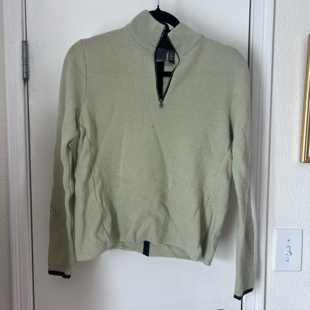 Ibex Light Green Women’s Quarter Zip *flawed*